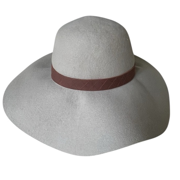 Goorin Bros. Light Tan Felted Wool Ladies Hat, Leather Band, Medium - Picture 3 of 12